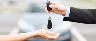 10 praktických tipů, jak na půjčení auta z půjčovny