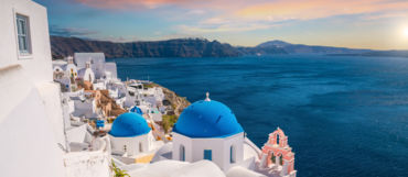 Řecké ostrovy omezí kotvení výletních lodí, jsou hrozbou